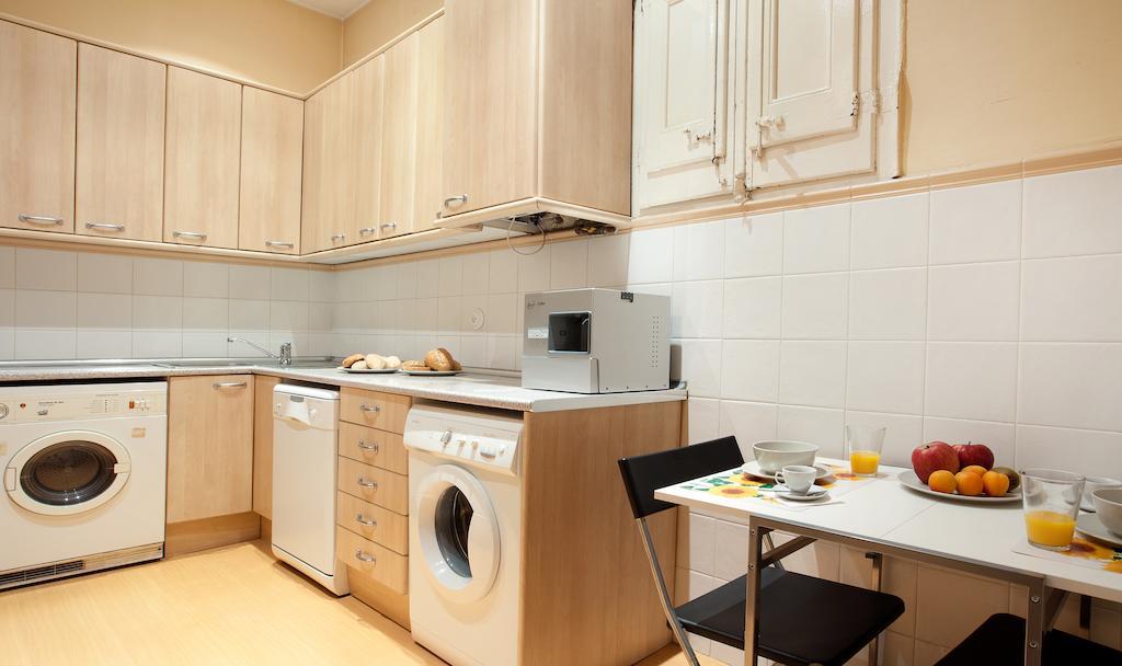 Modernist Apartment บาร์เซโลนา ภายนอก รูปภาพ